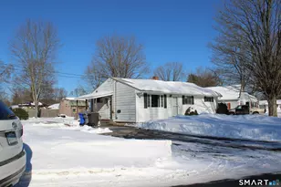 4 Marshall Dr, Enfield, CT 06082 - Photo 2