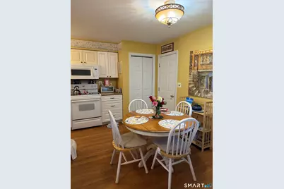 30 Folkstone Road #APT C, East Windsor, CT 06016 - Photo 4