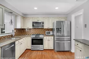 77 Pinebrook Cir, Guilford, CT 06437 - Photo 8