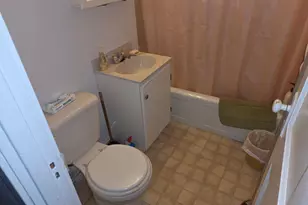 84 Canaan Ct, Stratford, CT 06614 - Photo 6