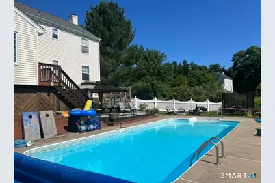 7 Glen Hollow, East Granby, CT 06026 - Photo 6