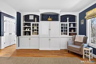 9 Woods End Ln, Weston, CT 06883 - Photo 8