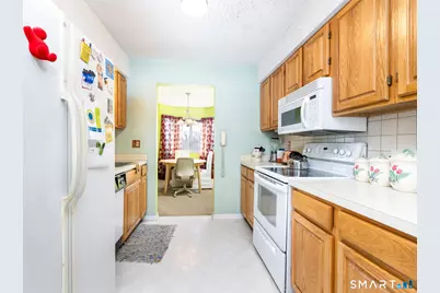 18 Tulip Drive #A, Seymour, CT 06483 - Photo 14