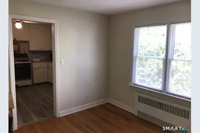 720 Knapps Highway, Fairfield, CT 06825 - Photo 2