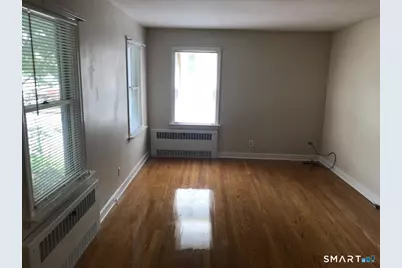 720 Knapps Highway, Fairfield, CT 06825 - Photo 4