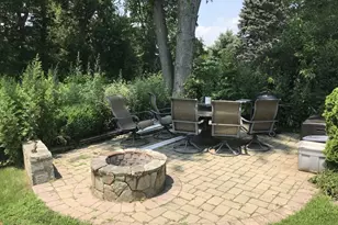 720 Knapps Hwy, Fairfield, CT 06825 - Photo 14