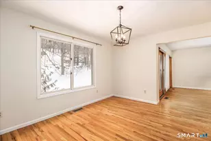 29 Ledgewood Dr, Brookfield, CT 06804 - Photo 10