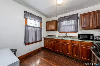 42 Oregon Avenue, East Haven, CT 06512 - Photo 20