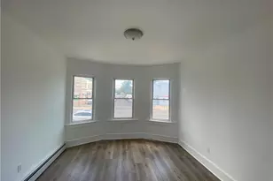 222 Maplewood Ave, Bridgeport, CT 06605 - Photo 6