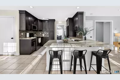 27 April Way, Bloomfield, CT 06002 - Photo 8