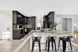 27 April Way, Bloomfield, CT 06002 - Photo 8