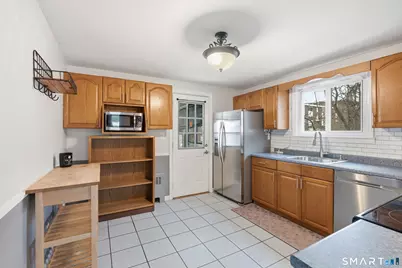 71 Hatch Street, New Britain, CT 06053 - Photo 10