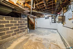 8 New Hampshire Dr, New Britain, CT 06052 - Photo 26