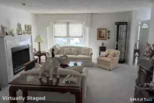 34 Canterbury Rd, Hamden, CT 06514 - Photo 2