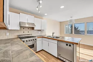 675 Townsend Ave, New Haven, CT 06512 - Photo 6