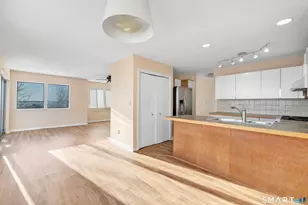 675 Townsend Ave, New Haven, CT 06512 - Photo 28