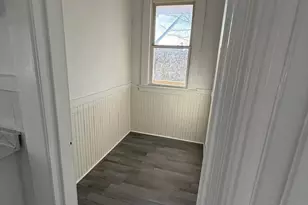 64 Irion St, Waterbury, CT 06704 - Photo 2