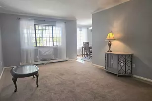 22 Essex Ct, Brookfield, CT 06804 - Photo 16