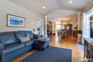 71 Cider Mill Ln, Trumbull, CT 06611 - Photo 8