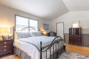 71 Cider Mill Ln, Trumbull, CT 06611 - Photo 12