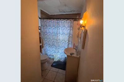 18 Darby Street, Bloomfield, CT 06002 - Photo 18