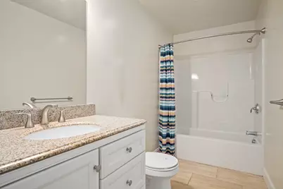 611 Military Highway, Groton, CT 06340 - Photo 12