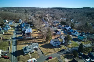 121 Johnson St, Naugatuck, CT 06770 - Photo 26