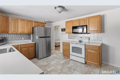 16 Clarendon Avenue, West Hartford, CT 06110 - Photo 12