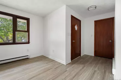 57 Farmington Avenue, New London, CT 06320 - Photo 14