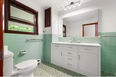 57 Farmington Avenue, New London, CT 06320 - Photo 18