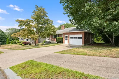 57 Farmington Avenue, New London, CT 06320 - Photo 2