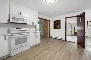 57 Farmington Ave, New London, CT 06320 - Photo 8