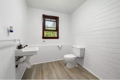 57 Farmington Avenue, New London, CT 06320 - Photo 32