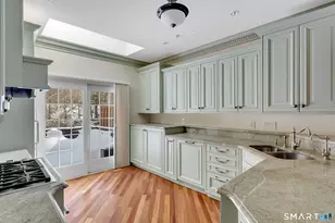 22 Fieldstone Ct, North Haven, CT 06473 - Photo 10