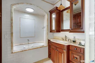 22 Fieldstone Ct, North Haven, CT 06473 - Photo 18