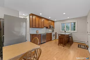 48 Burke St, East Hartford, CT 06118 - Photo 6