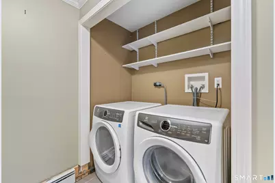 48 Burke Street, East Hartford, CT 06118 - Photo 18