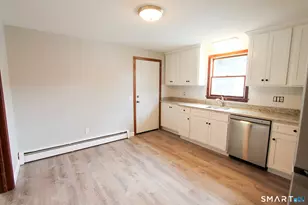 17 Pinehurst Ave, New Britain, CT 06053 - Photo 4