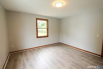 17 Pinehurst Avenue #2nd Floor, New Britain, CT 06053 - Photo 8