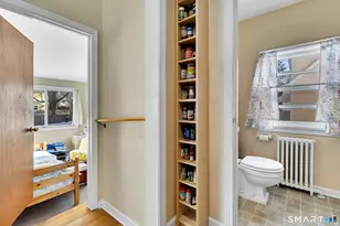 32 Dawes Ave, Hamden, CT 06517 - Photo 14