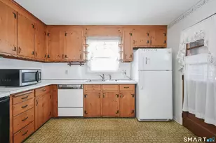 59 Maurice St, Bristol, CT 06010 - Photo 10