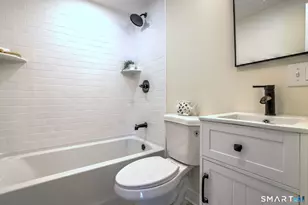 265 Birdseye St, Stratford, CT 06615 - Photo 20