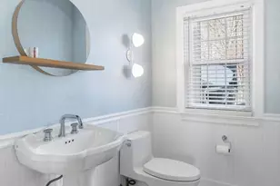 35 Point Lookout, Milford, CT 06460 - Photo 18