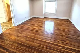 37 Bloomfield Ave, Windsor, CT 06095 - Photo 8