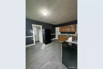 92 Chadwick Avenue, Hartford, CT 06106 - Photo 6