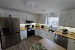 355 Redwood Ln, Cheshire, CT 06410 - Photo 10