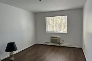 27 Rollingwood Dr, Brookfield, CT 06804 - Photo 4