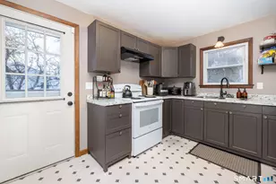 110 Valley Rd, Groton, CT 06340 - Photo 10