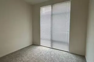 120A Towne St, Stamford, CT 06902 - Photo 12