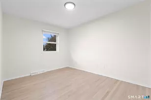 75 Saltonstall Pkwy, East Haven, CT 06512 - Photo 14